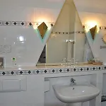 克尔弗斯特恩达姆萨沃伊酒店 酒店