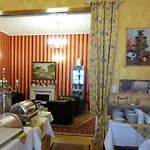 克尔弗斯特恩达姆萨沃伊酒店