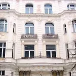 Hotel Hotel Pension Savoy Am Kurdamm Und Zoo 2*