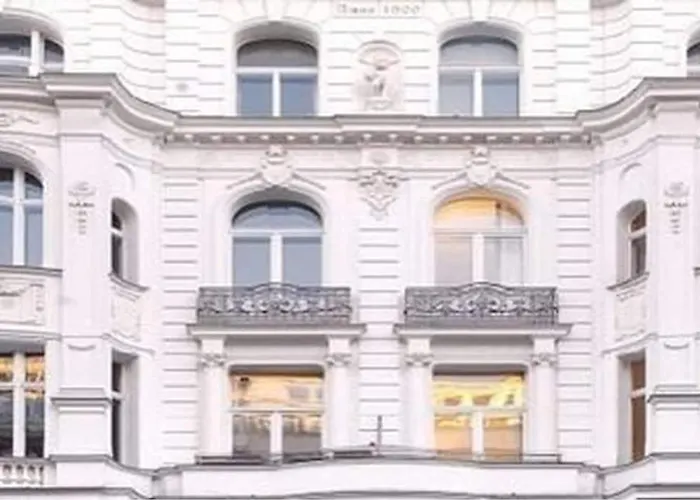 Отель Savoy Near Kurfuerstendamm