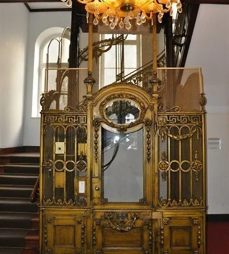 Отель Savoy Near Kurfuerstendamm Берлин