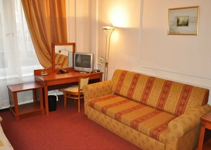 Hotel Pension Savoy Am Kurdamm Und Zoo Berlin