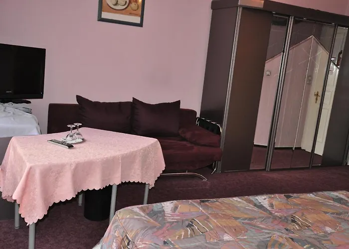 Hotel Hotel Pension Savoy Am Kurdamm Und Zoo