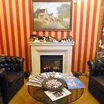 Hotel Pension Savoy Am Kurdamm Und Zoo 2*