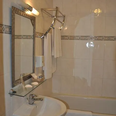 Hotel Pension Savoy near Kurfürstendamm