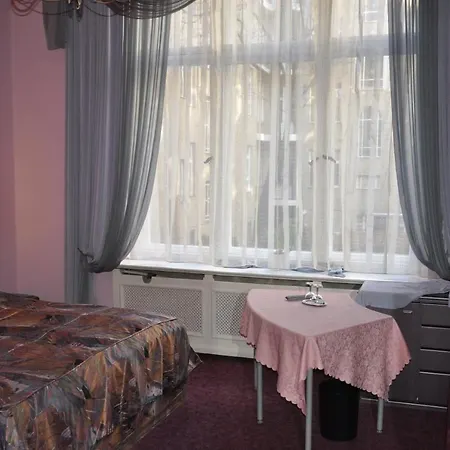 Hotel Savoy Near Kurfuerstendamm Berlin