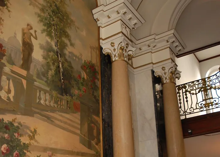 Savoy Near Kurfuerstendamm Szálloda 3*