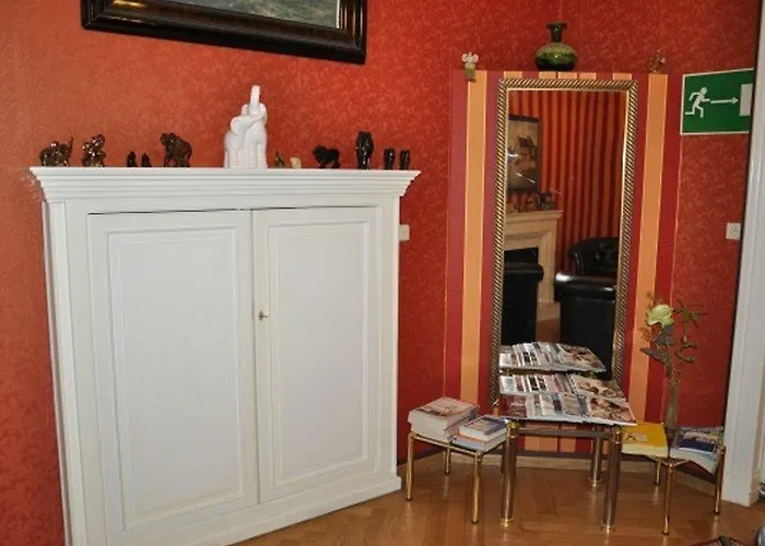 Hotel Pension Savoy Am Kurdamm Und Zoo 3* Berlin