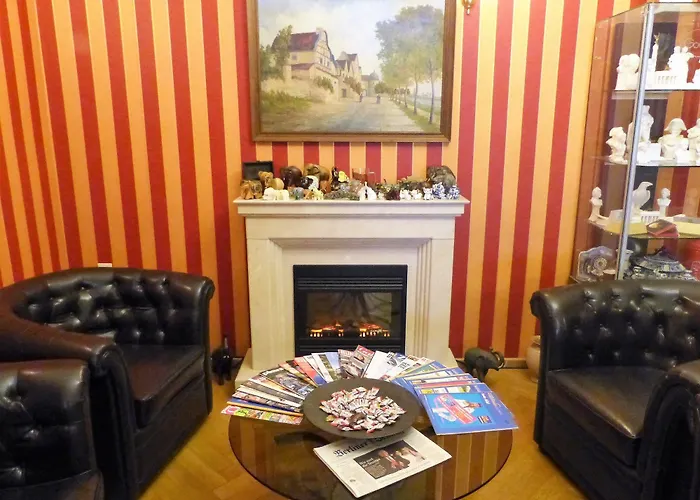 Hotel Pension Savoy Am Kurdamm Und Zoo 3*