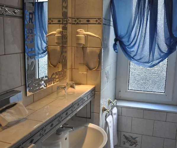 Hotel Hotel Pension Savoy Am Kurdamm Und Zoo Berlin